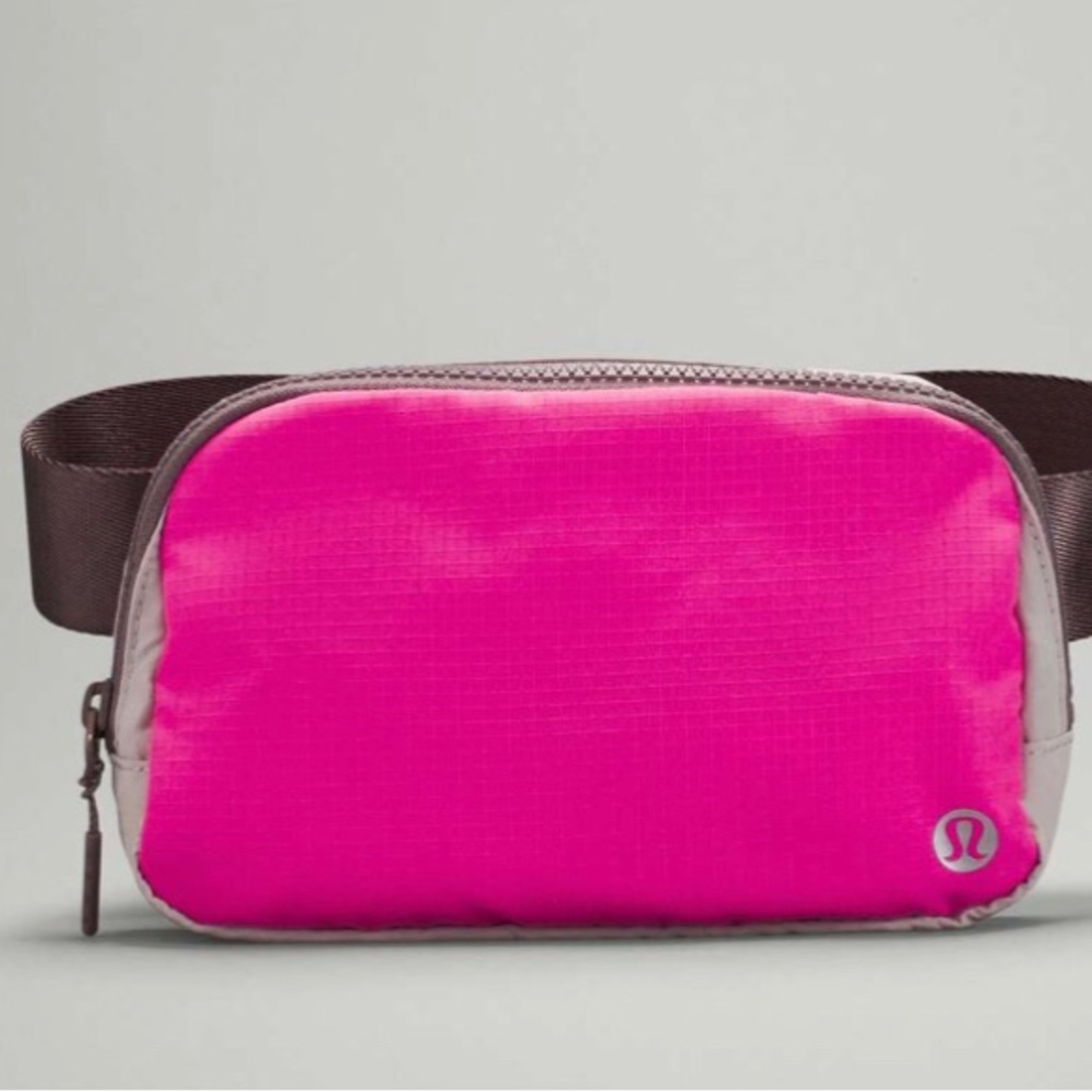Lululemon Everywhere Belt Bag 1 L